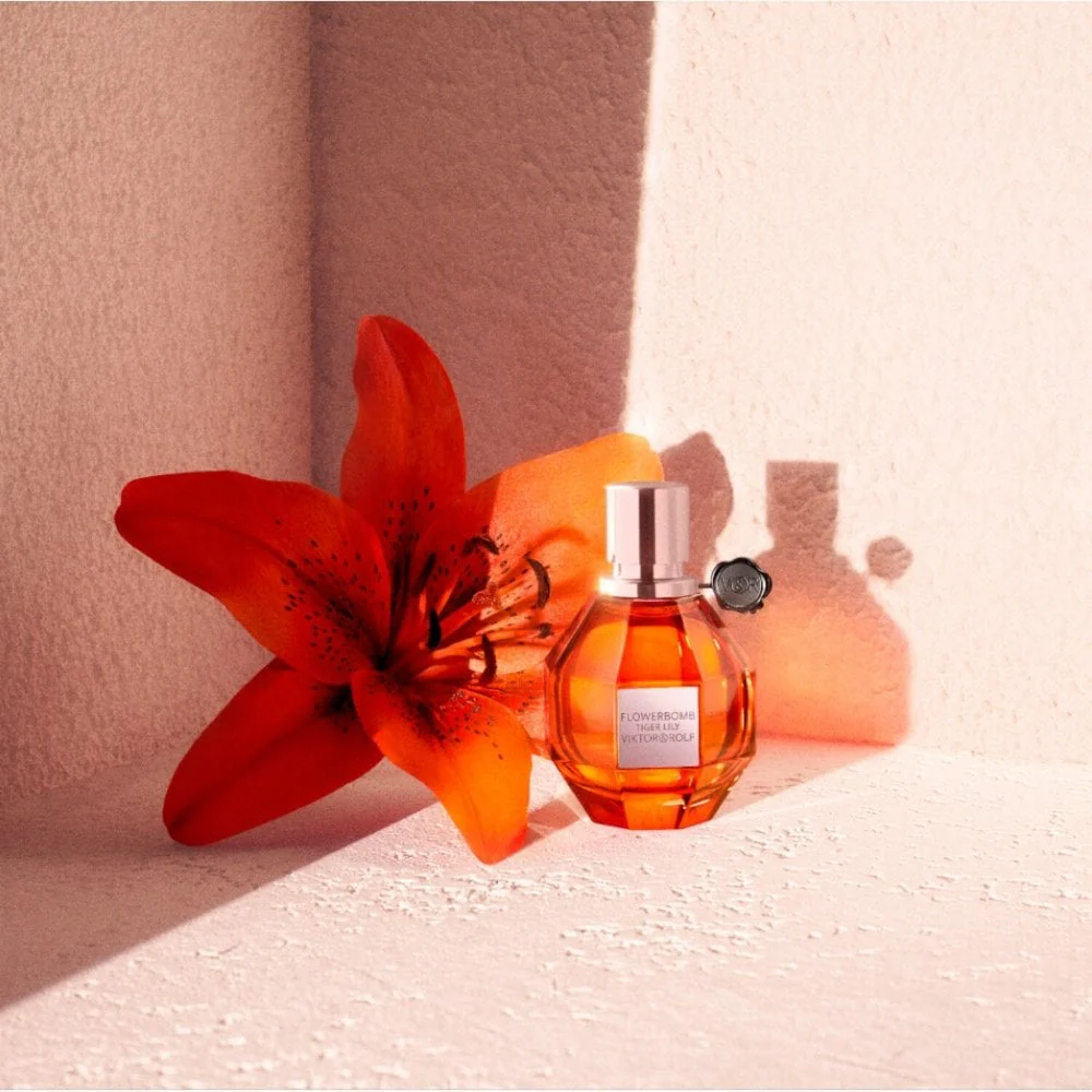 Viktor & Rolf Flowerbomb Tiger Lily Eau De Parfum 100ml - Image 5