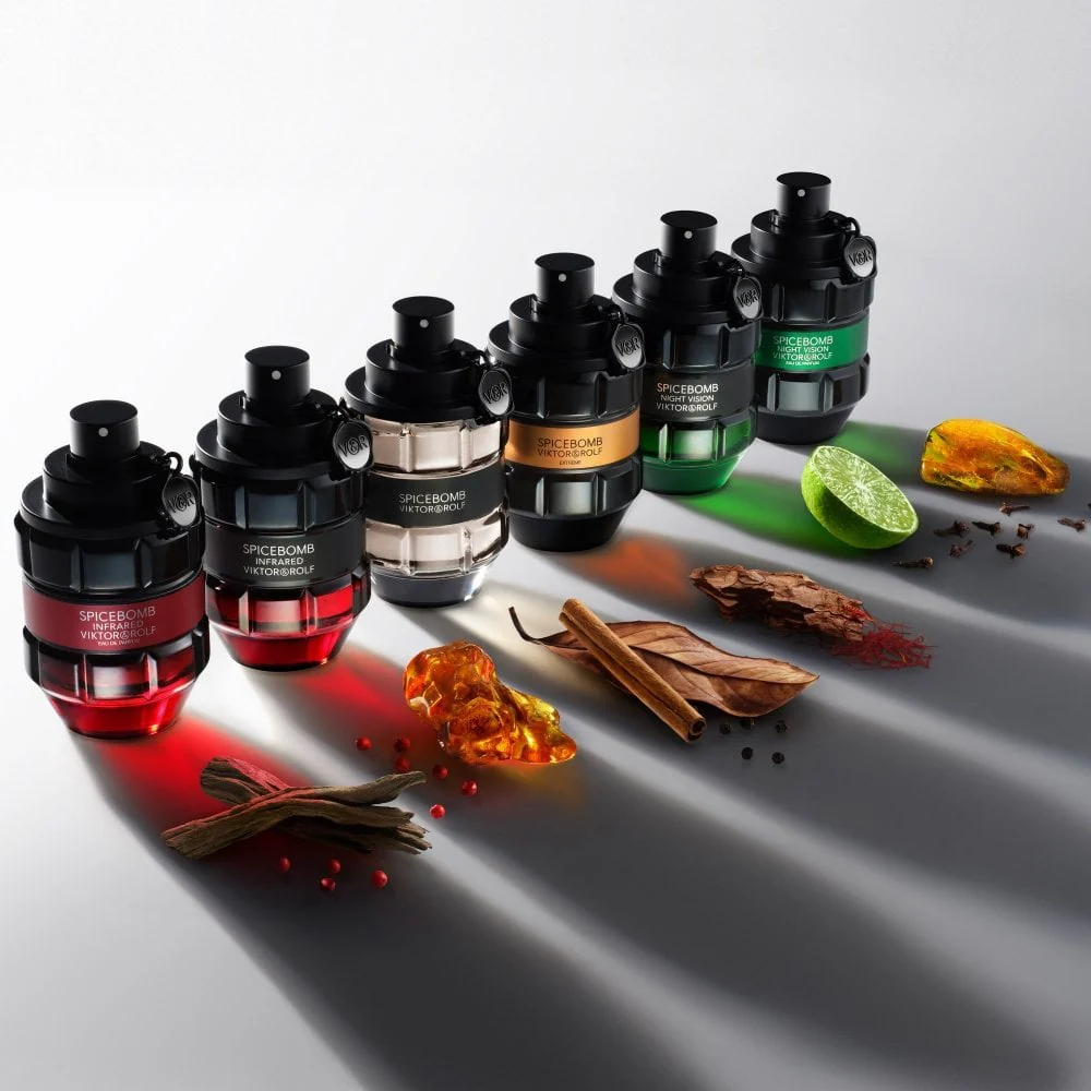 Viktor & Rolf Spicebomb Infrared Eau De Parfum 90ml - Image 5