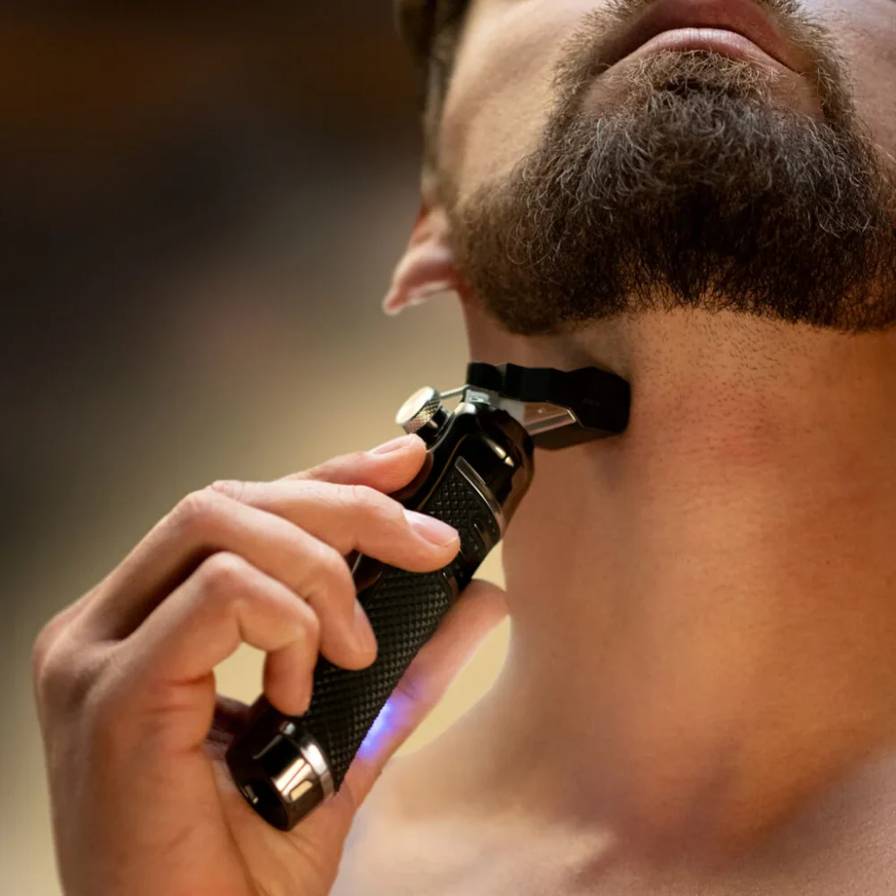 Wahl Pro Series High Visibility Beard Trimmer Kit - Image 8
