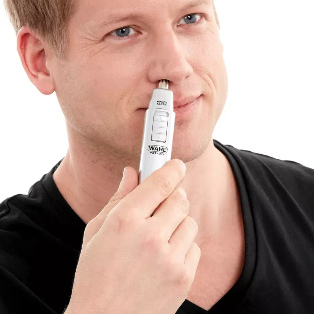 Wahl Professional Wet & Dry Ear & Nose Trimmer - Image 4