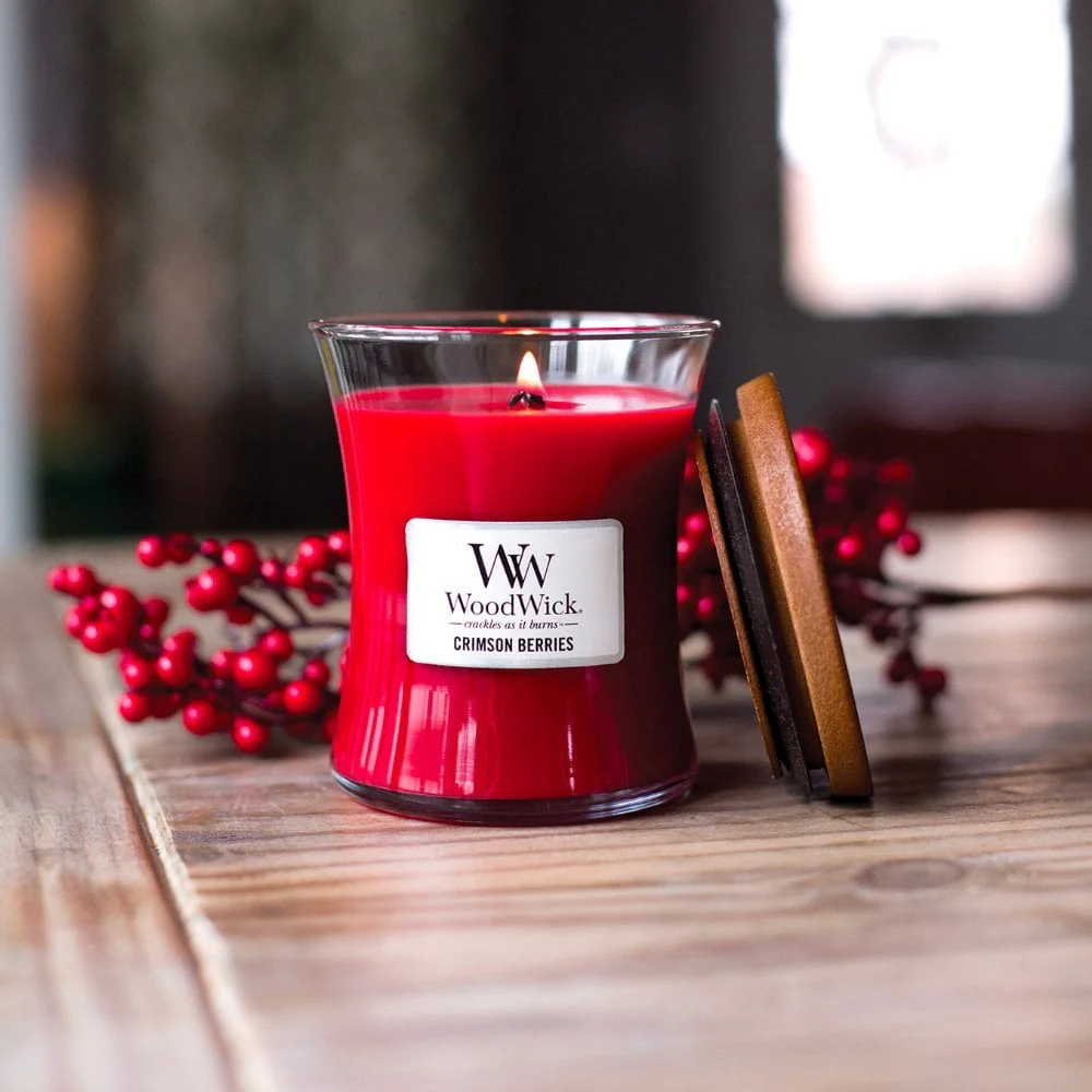 WoodWick Crimson Berries Medium Hourglass Jar Candle - Image 3