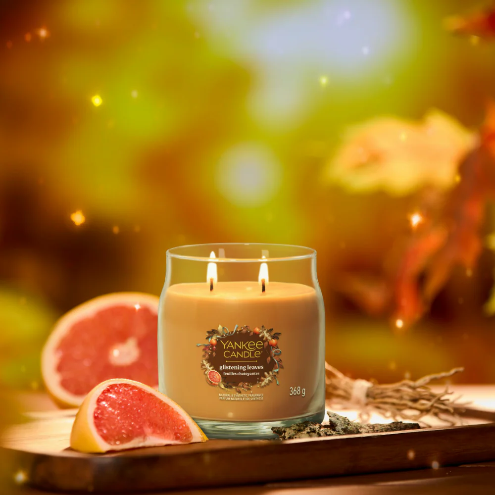 Yankee Candle Glistening Leaves Medium Signature Jar Candle - Image 3