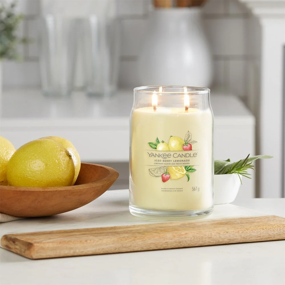 Yankee Candle Iced Berry Lemonade Large Signature Jar Candle - Image 4