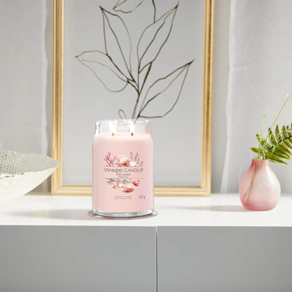 Yankee Candle Pink Sands Large Signature Jar Candle - Image 4