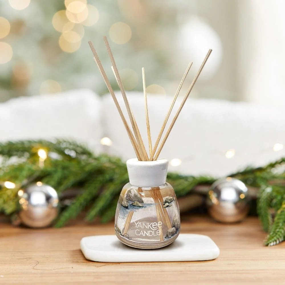 Yankee Candle Signature Reed Diffuser Amber & Sandalwood 100ml - Image 3